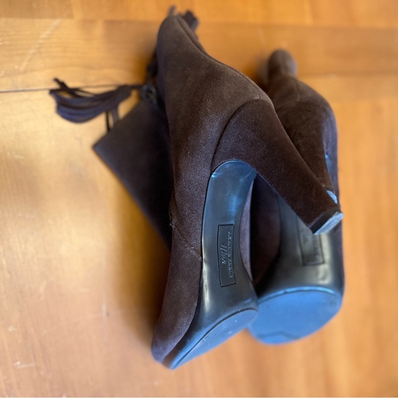 Elegant Anne Klein Ankle Boots "Caroline" 9M Brown Suede Tassel & Side Zip Chic - Picture 11 of 11